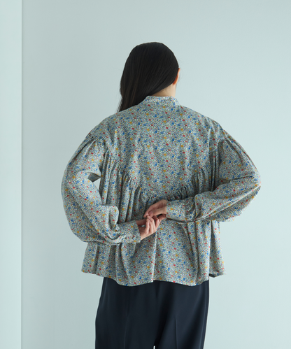 ≪通常販売≫liberty print pin tuck blouse（リバティプリントピンタックブラウス）