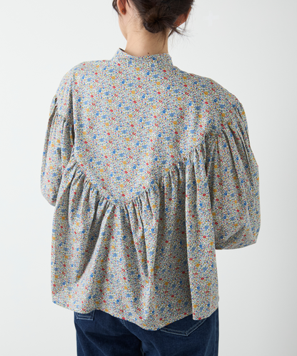 ≪通常販売≫liberty print pin tuck blouse（リバティプリントピンタックブラウス）