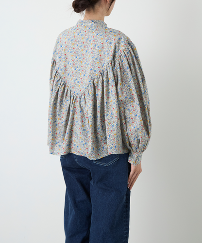 ≪通常販売≫liberty print pin tuck blouse（リバティプリントピンタックブラウス）