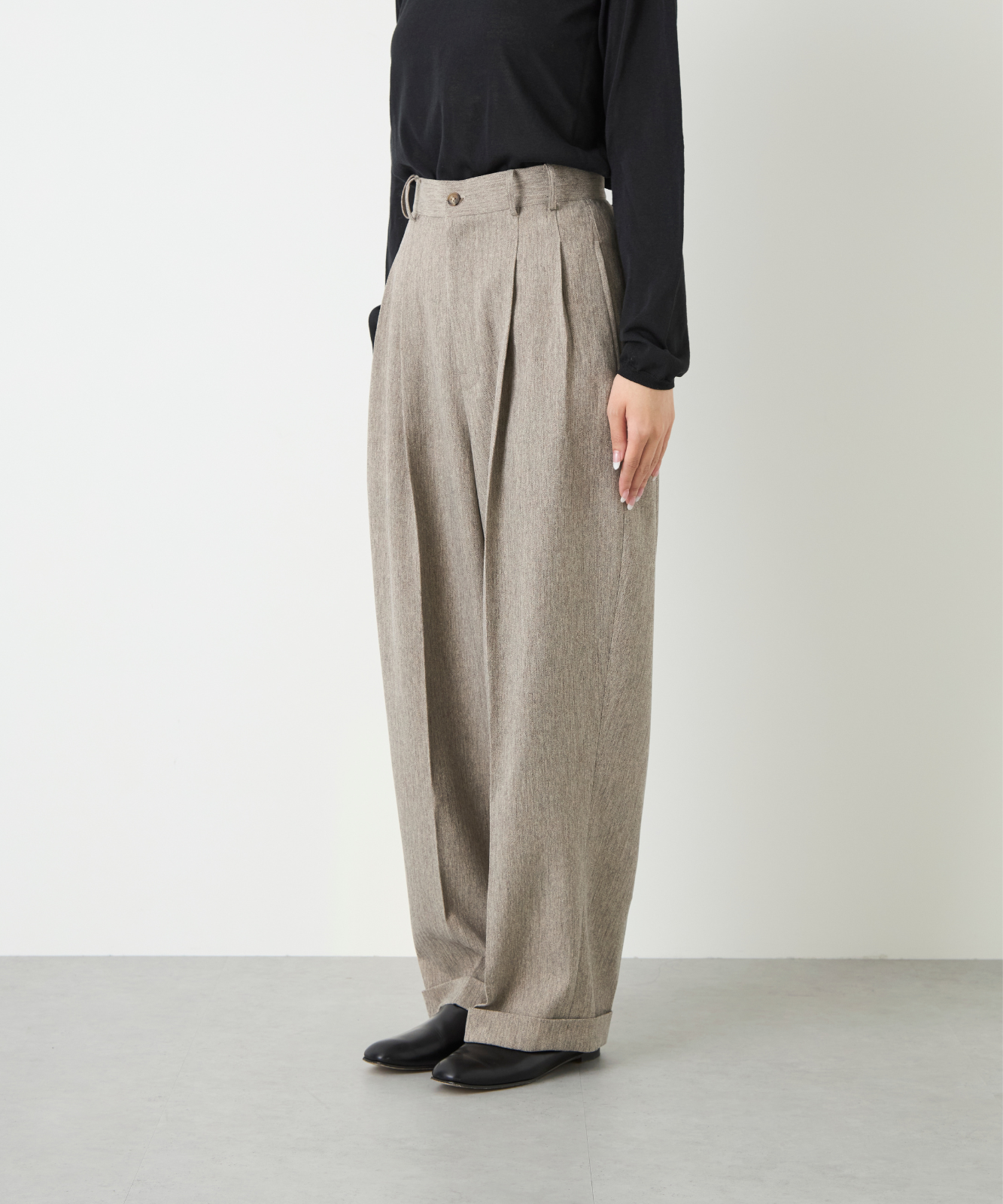 ≪通常販売≫herringbone two tuck slacks（ヘリンボーンツータックスラックス）≪2025年3月28日15:00販売開始≫