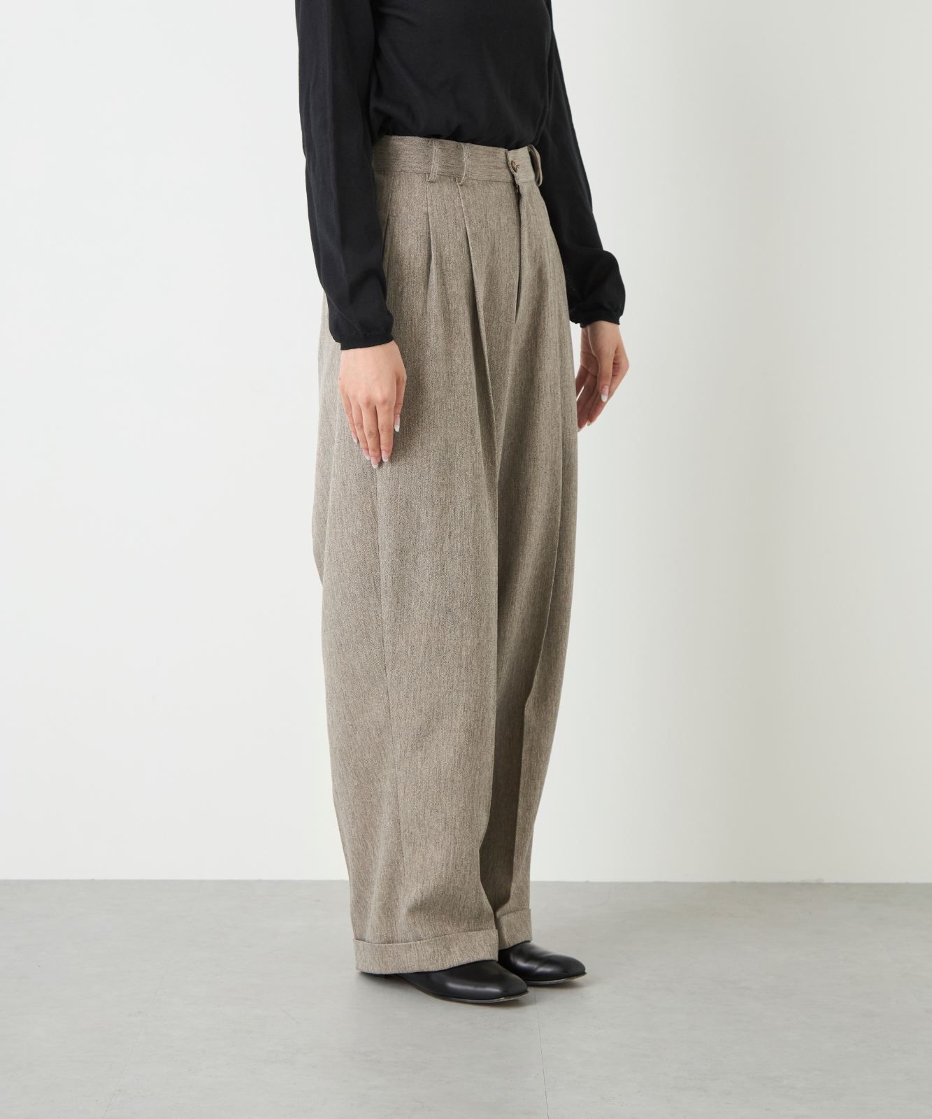 ≪通常販売≫herringbone two tuck slacks（ヘリンボーンツータックスラックス）≪2025年3月28日15:00販売開始≫