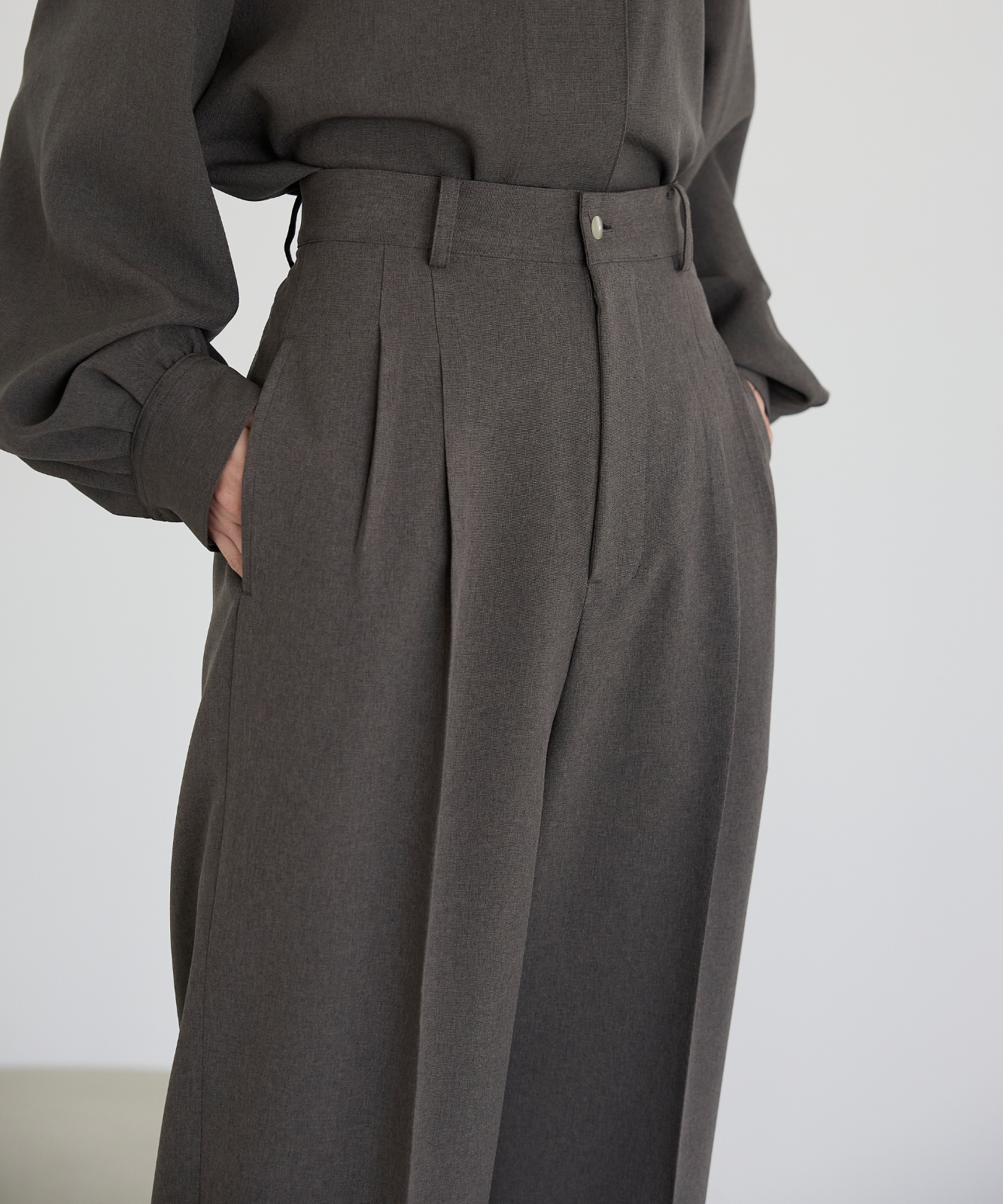 ≪通常販売≫two tuck slacks(ツータックスラックス) – THE MUSEUM ≪通常販売≫two tuck slacks(ツータックスラックス) – THE MUSEUM