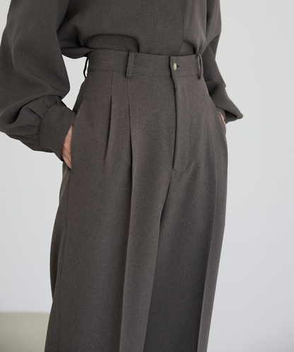 ≪通常販売≫two tuck slacks（ツータックスラックス）