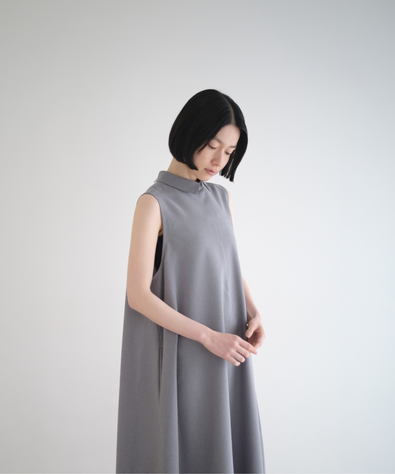 ≪通常販売≫easy classical no-sleeve dress（イージークラシカルノースリーブドレス）≪2026年7月3日12:00販売開始≫