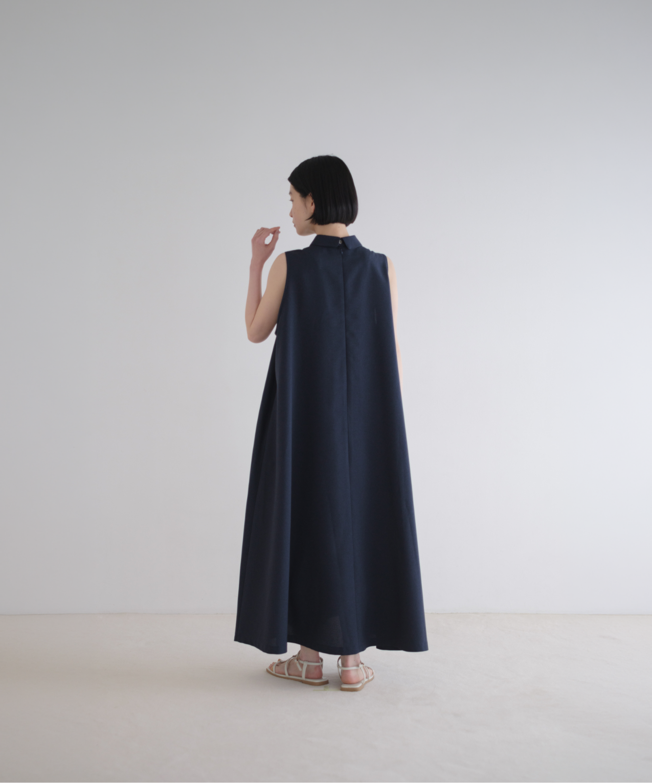 ≪通常販売≫easy classical no-sleeve dress（イージークラシカルノースリーブドレス）≪2026年7月3日12:00販売開始≫