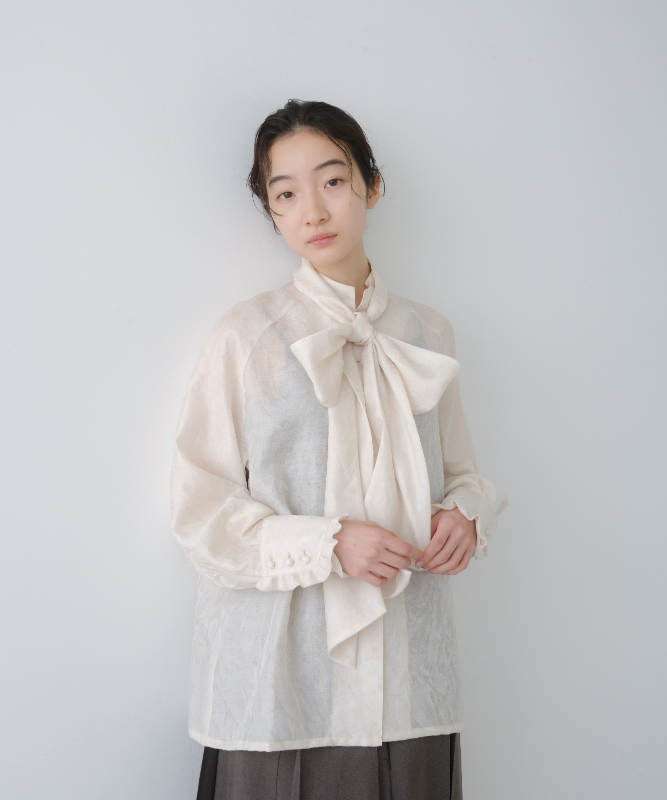 ≪web展示会≫big ribbon jacquard blouse（ビッグリボンジャカードブラウス）≪2025年8月1日12:00販売開始≫≪2026年2月発送予定≫