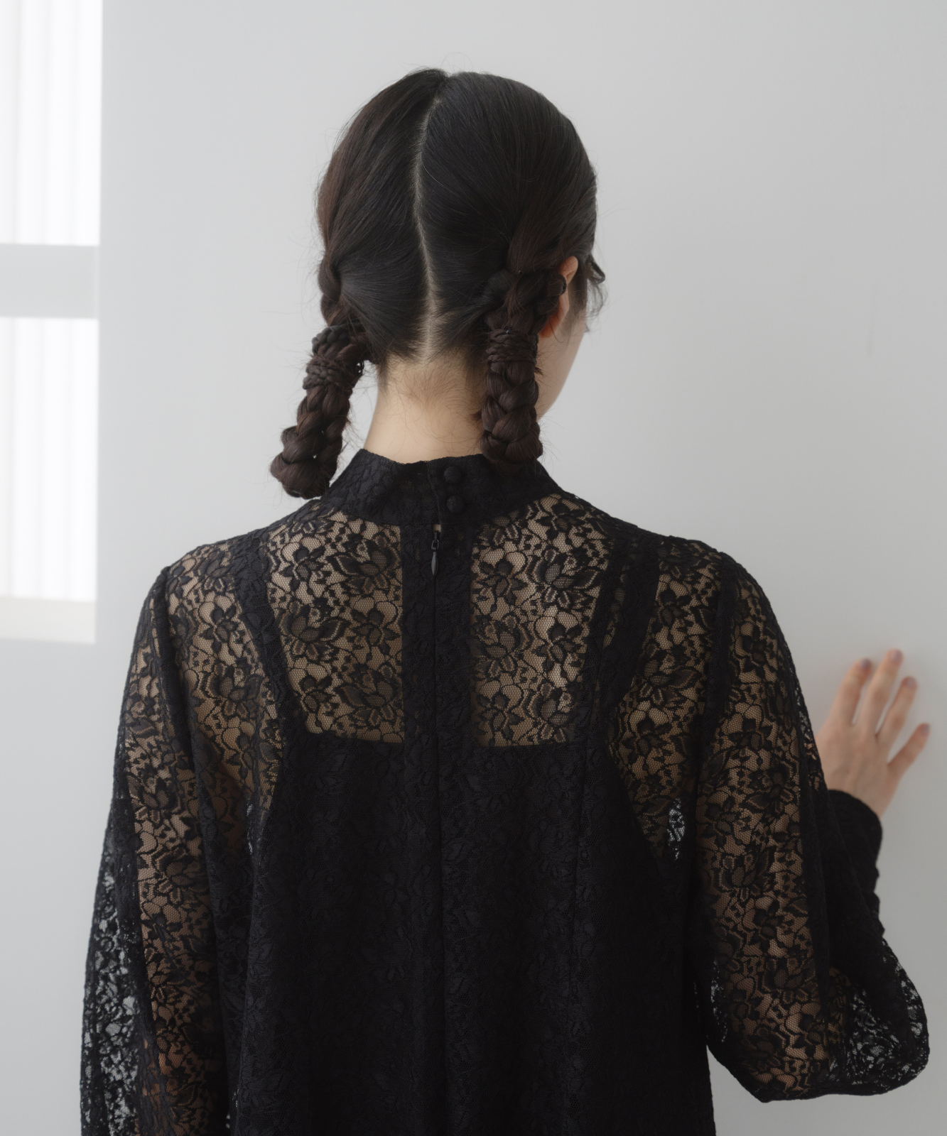 ≪web展示会≫black lace dress（ブラックレースドレス）≪2025年8月1日12:00販売開始≫≪2026年1月発送予定≫