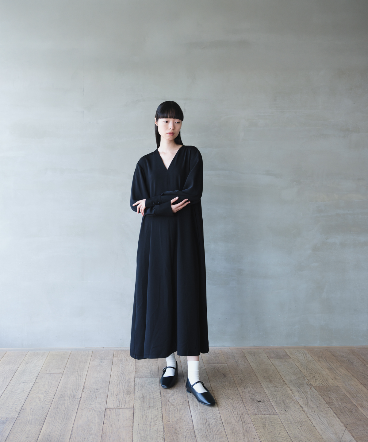 ≪通常販売≫vneck toro onepiece （Vネックトロワンピース） – THE