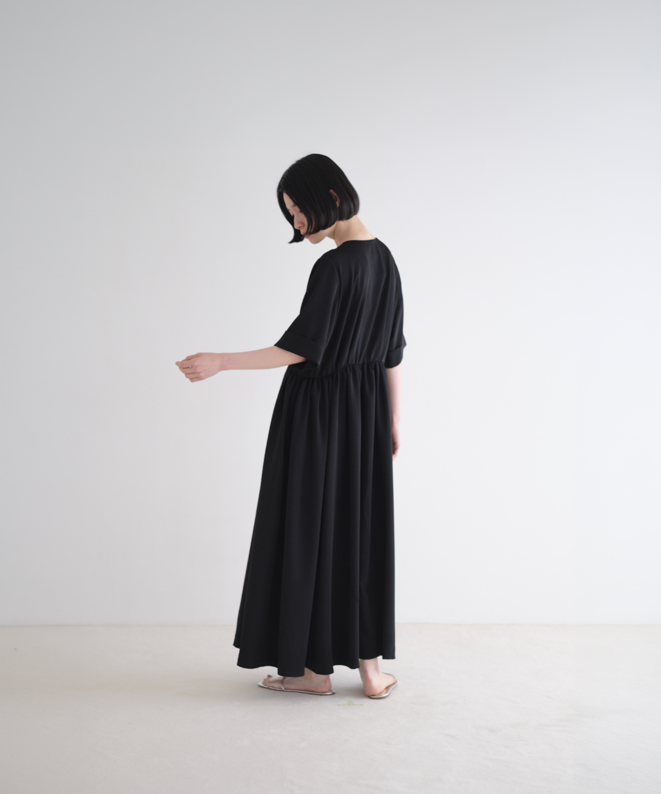 ≪通常販売≫【THE DRESS #11】Vneck gather one piece （Vネックギャザーワンピース）≪2026年7月6日12:00販売開始≫