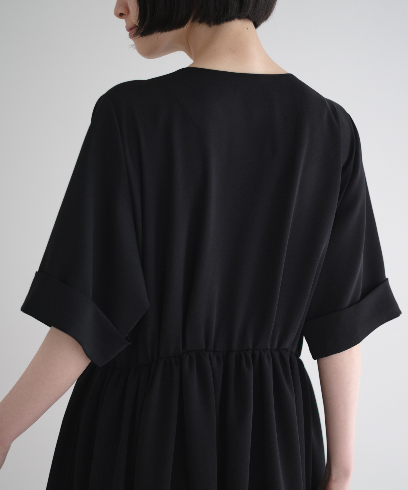 ≪通常販売≫【THE DRESS #11】Vneck gather one piece （Vネックギャザーワンピース）≪2026年7月6日12:00販売開始≫