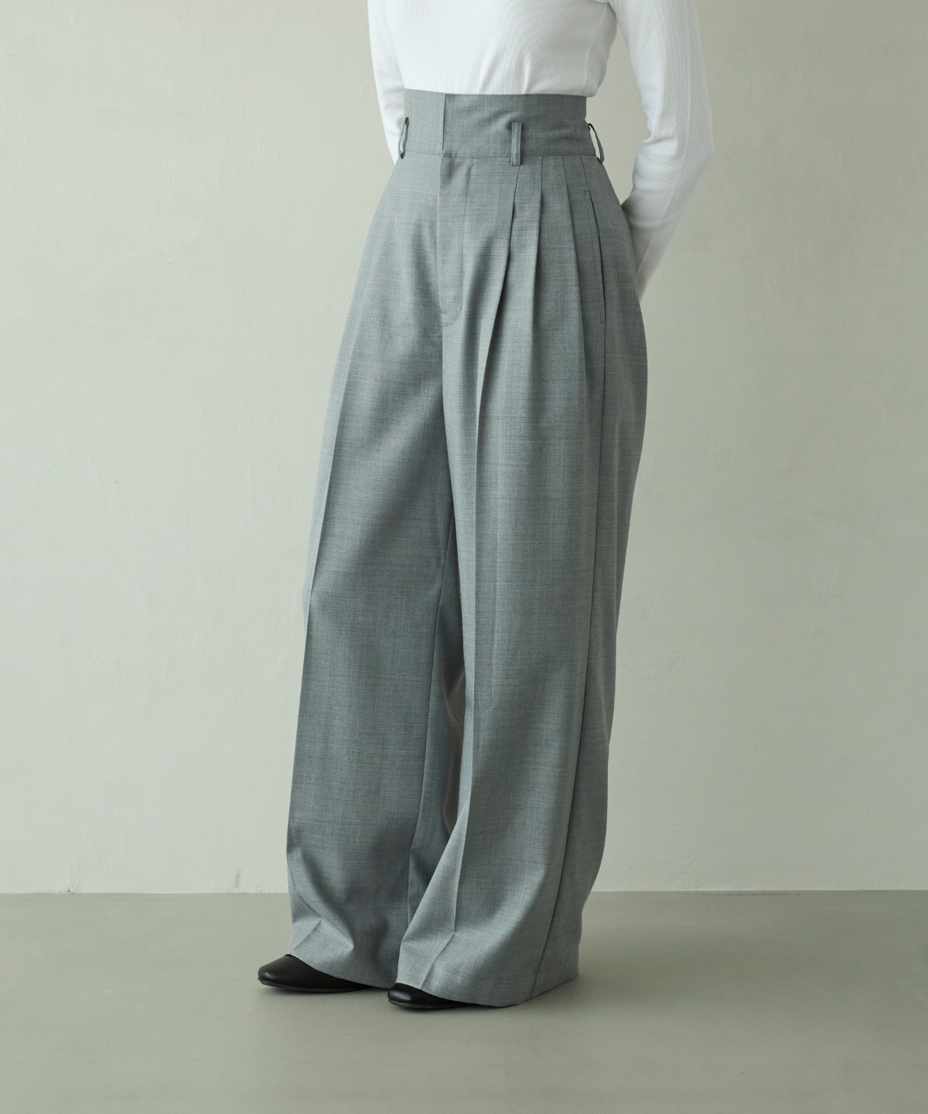 ≪通常販売≫three tuck easy wide pants（スリータックイージーワイドパンツ）≪2026年01月09日12:00販売開始≫