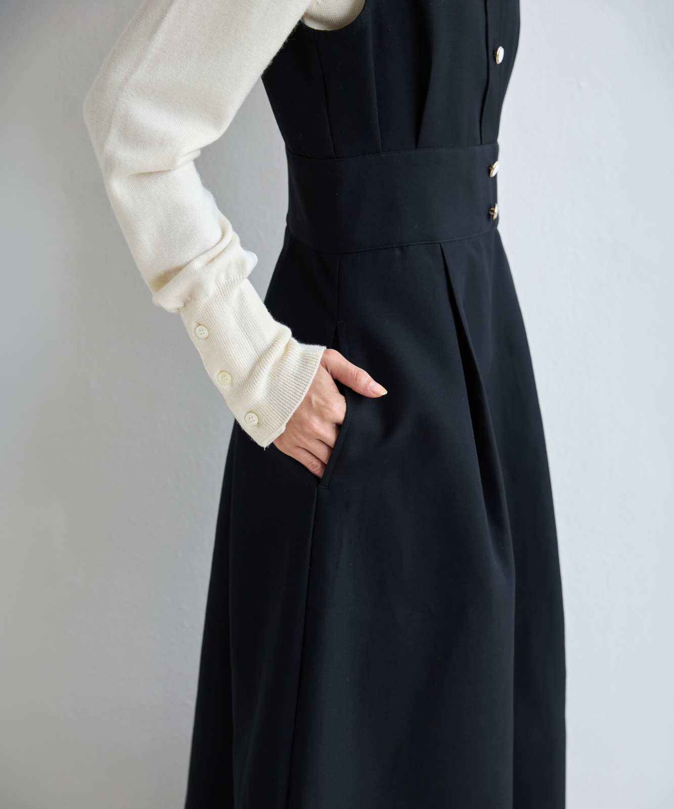 ≪通常販売≫gold button no-sleeve dress （ゴールドボタンノースリーブドレス）≪2026年8月31日12:00販売開始≫