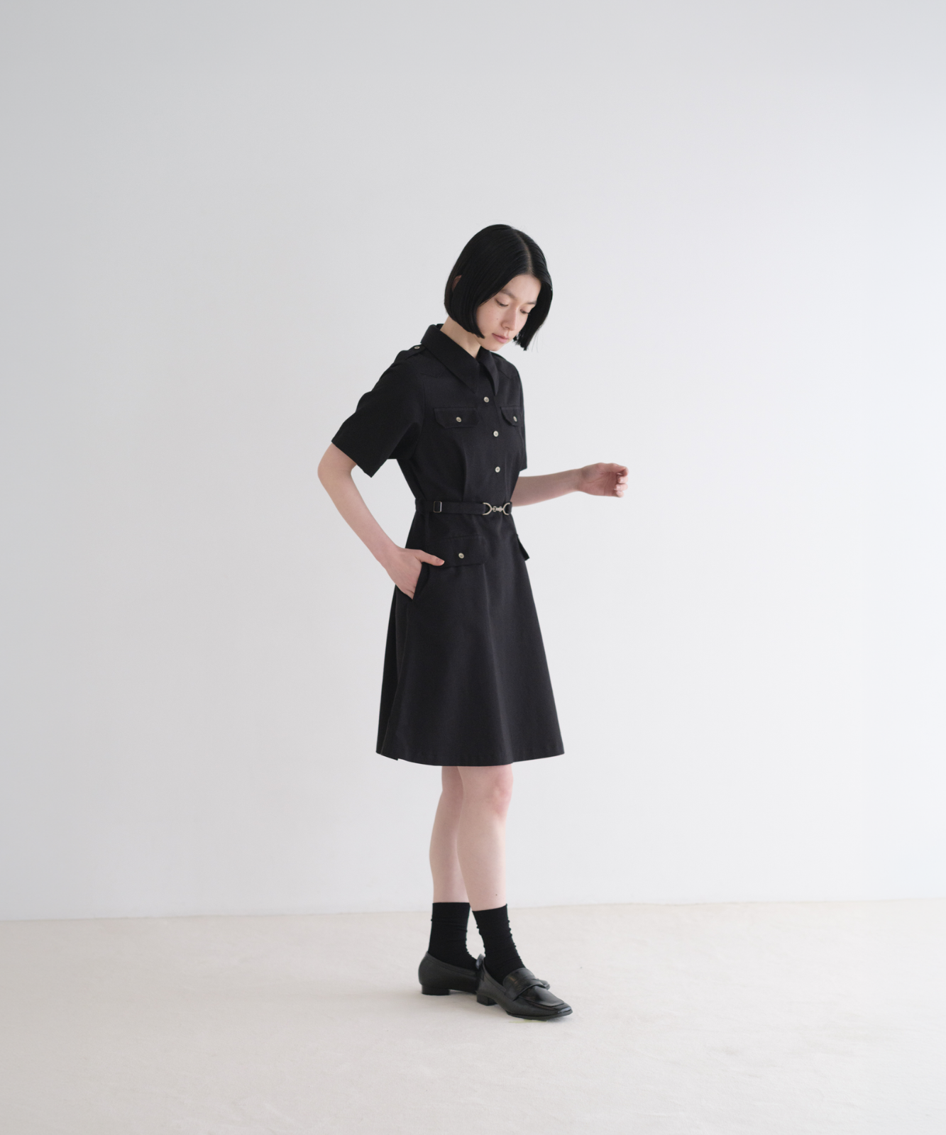 ≪通常販売≫belted epaulet mini onepiece （ベルテッドエポレットミニワンピース）≪2026年8月14日12:00販売開始≫