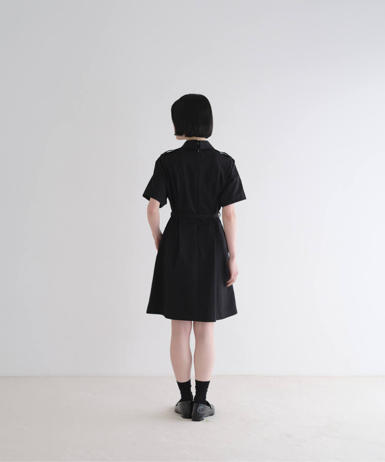 ≪通常販売≫belted epaulet mini onepiece （ベルテッドエポレットミニワンピース）≪2026年8月14日12:00販売開始≫