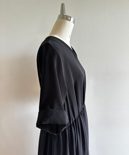 ≪在庫販売≫【THE DRESS #11】Vneck gather one piece（Vネックギャザーワンピース）