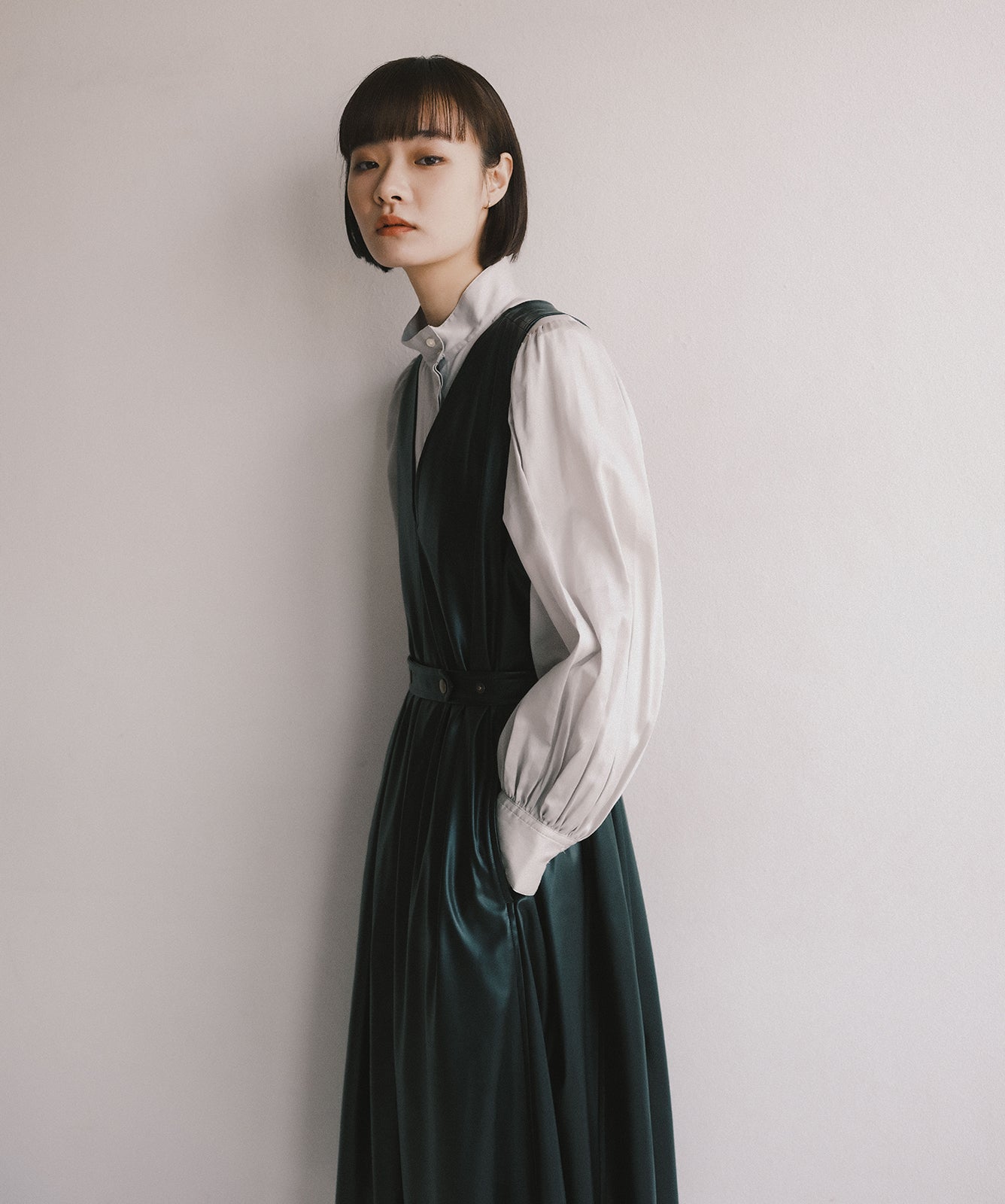 ≪在庫販売≫leather jumper skirt（レザージャンパースカート）≪2023