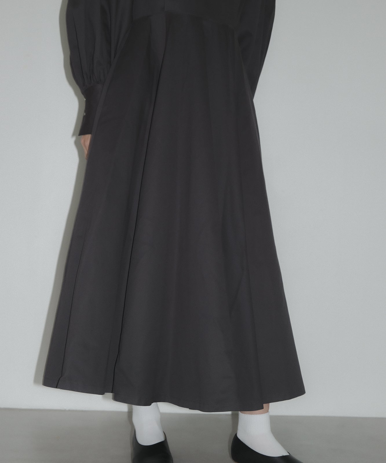 ≪在庫販売≫high neck sode powan onepiece（ハイネック袖ぽわんワンピース）≪2023年8月1日19:00販売開始≫
