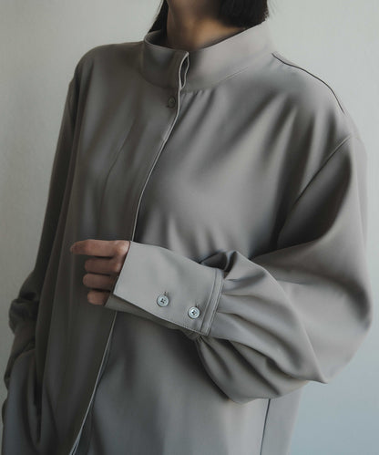 ≪在庫販売≫nice easy high neck blouse（ナイスイージーハイネックブラウス）≪2023年3月31日13:00販売開始≫