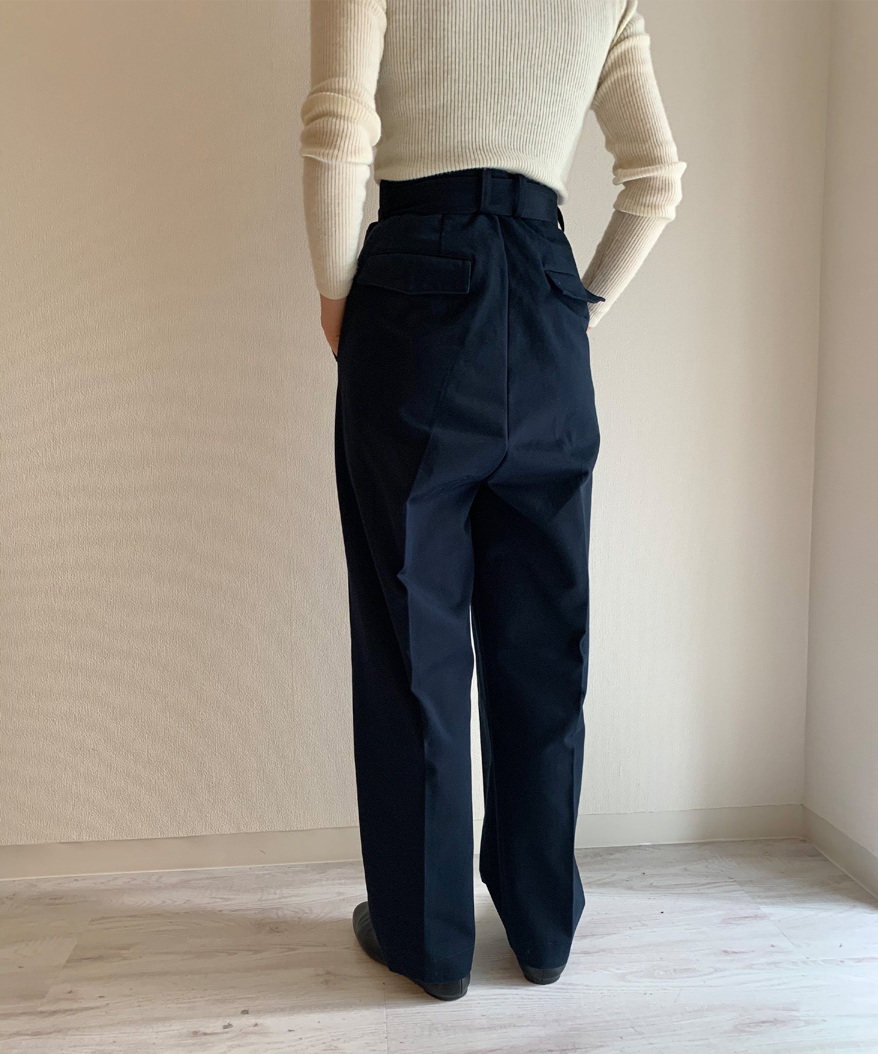 foufou belted straight pantsスラックス