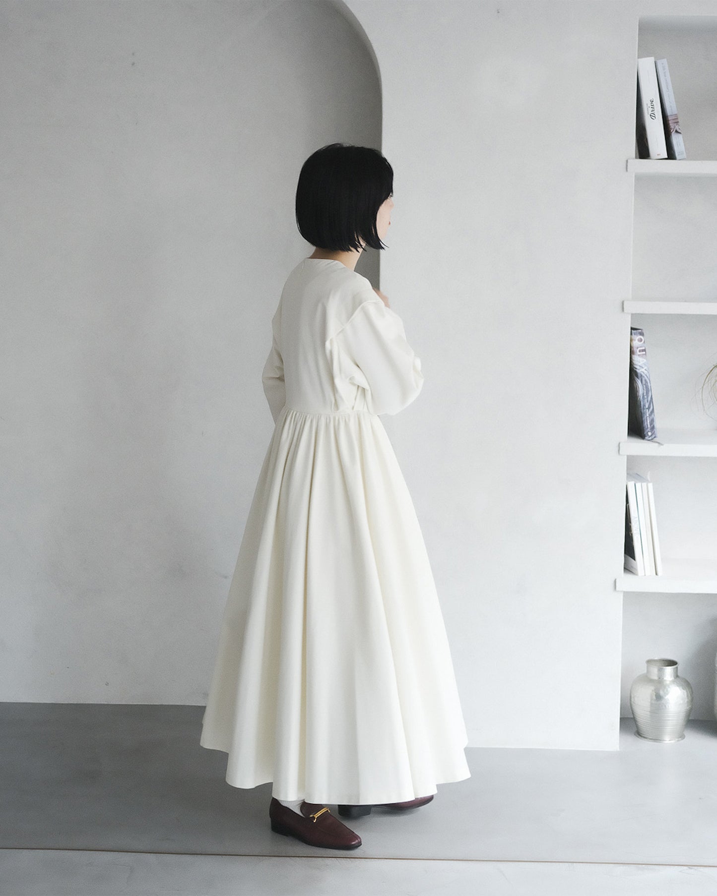≪在庫販売≫【THE DRESS】grand fond blanc #04（グランフォンブラン）